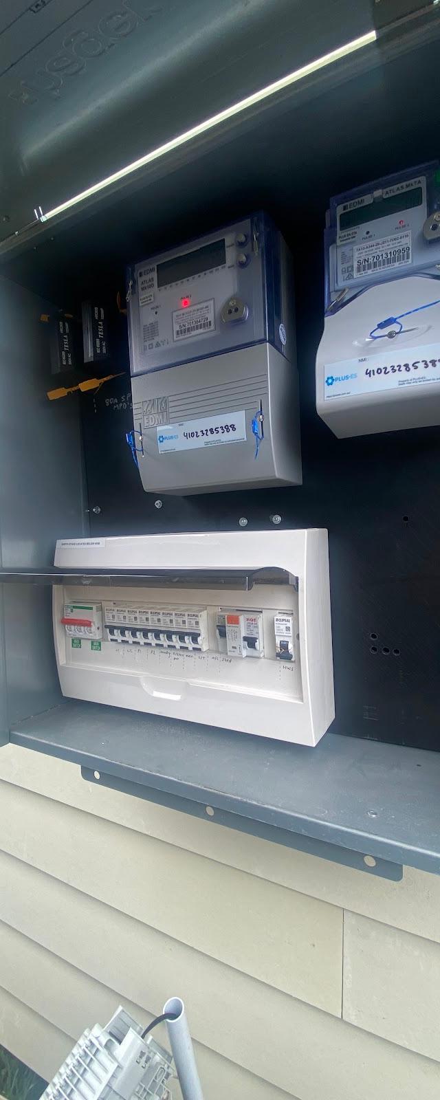 Holdtech Electrics