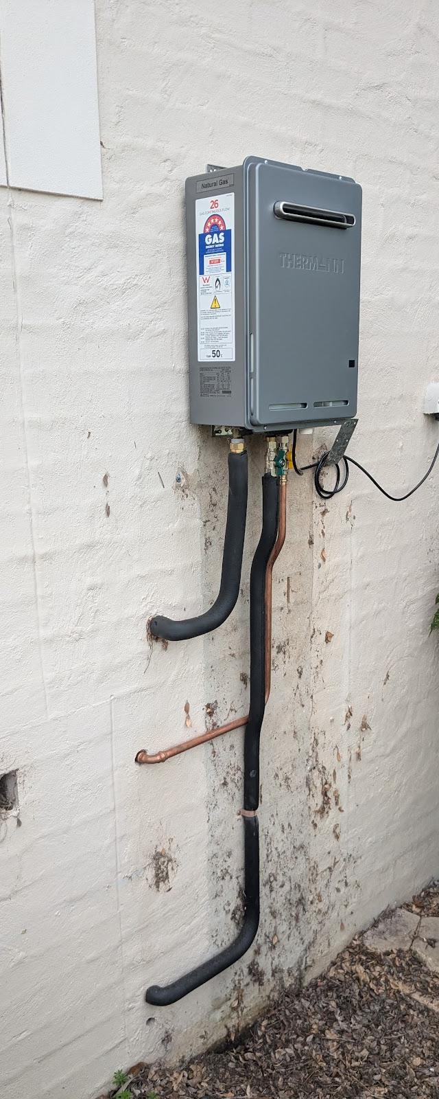 L McClintock Plumbing Pty Ltd