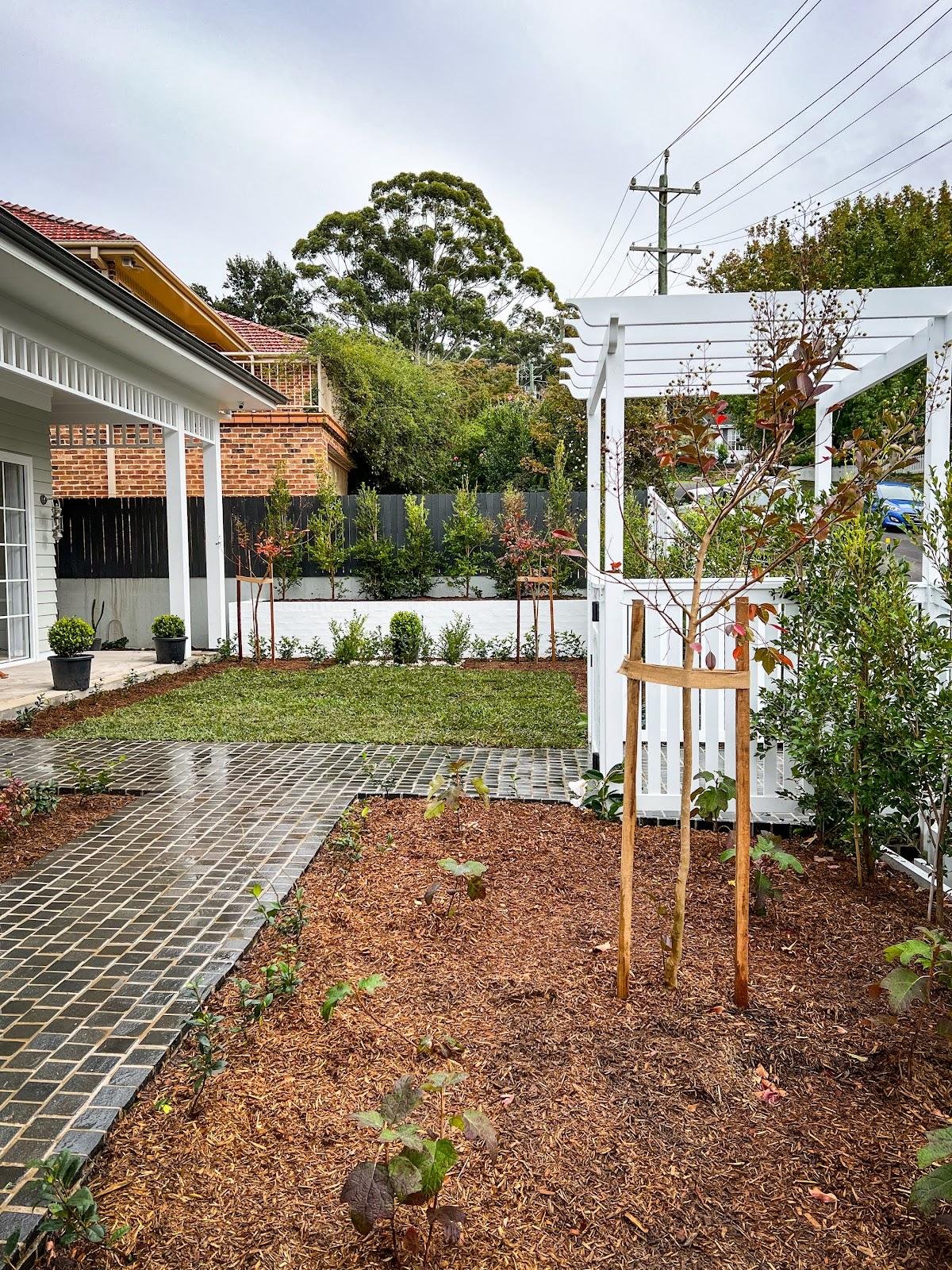 Lagana Landscaping