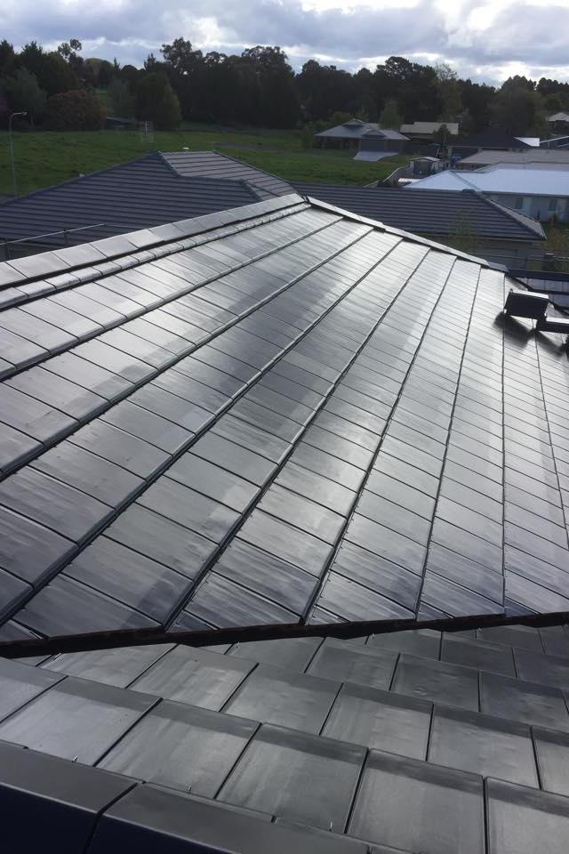 Lance Ward Roof Tiling