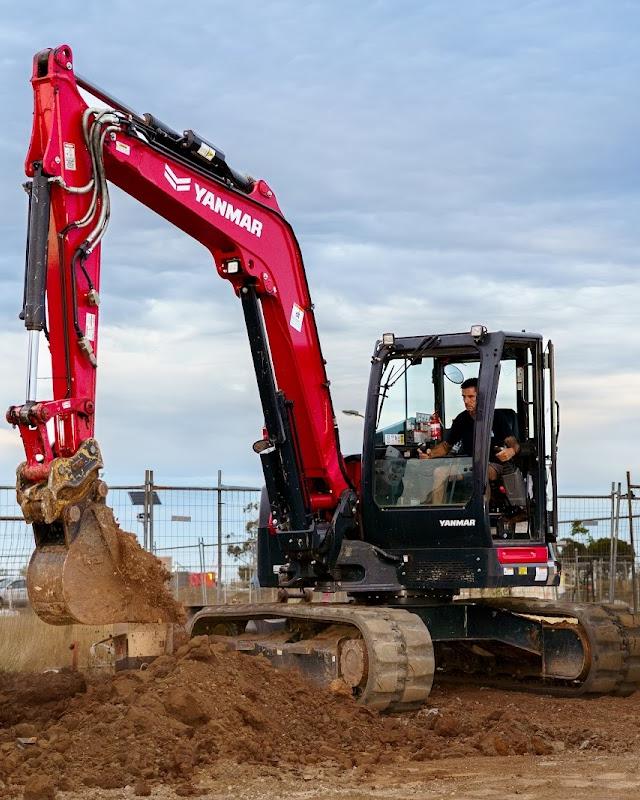LCL Plumbing & Drainage, Blocked Drains, Pipe Relining Specialists