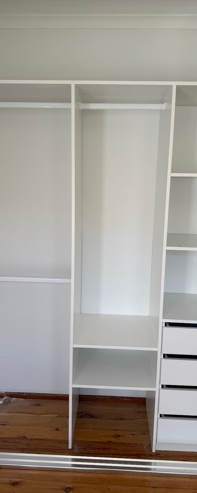 M & M Custom Wardrobes
