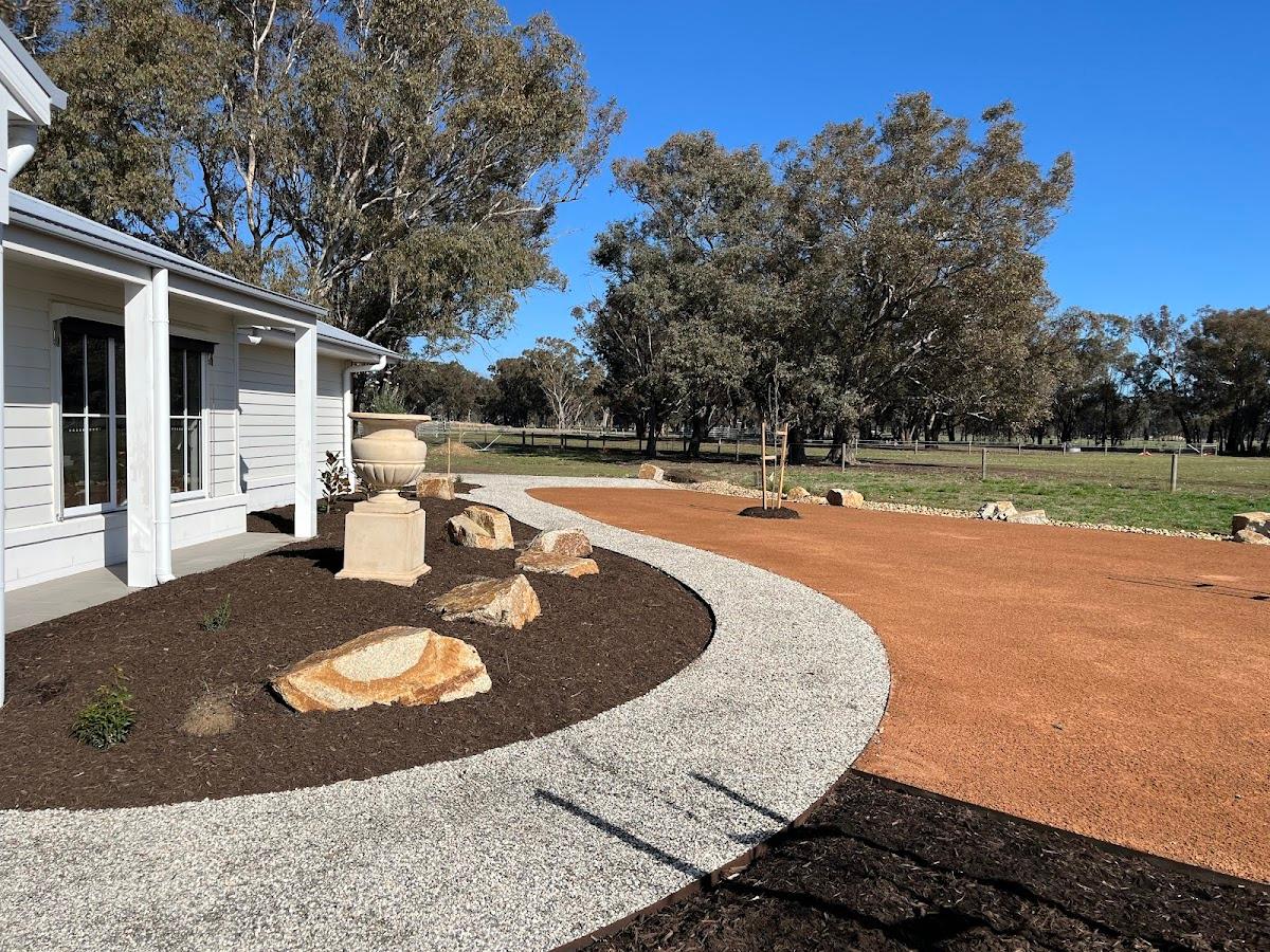 Michel's Landscaping & Garden Design