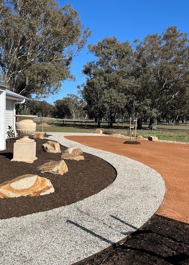 Michel's Landscaping & Garden Design