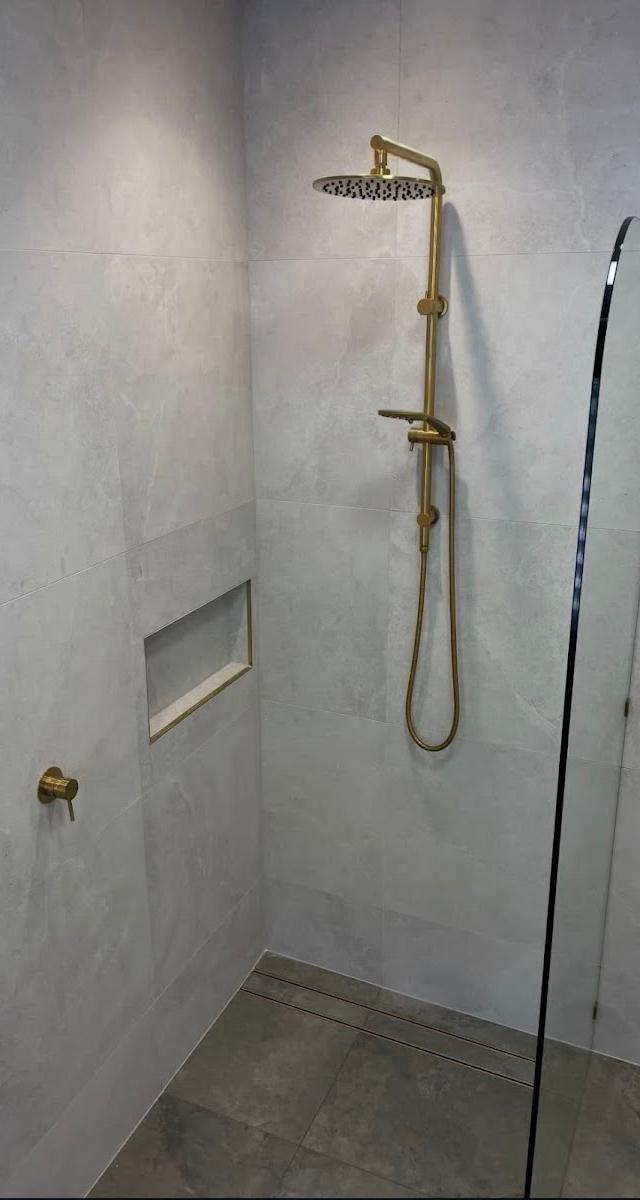 Ocean Floor Tiling and Waterproofing