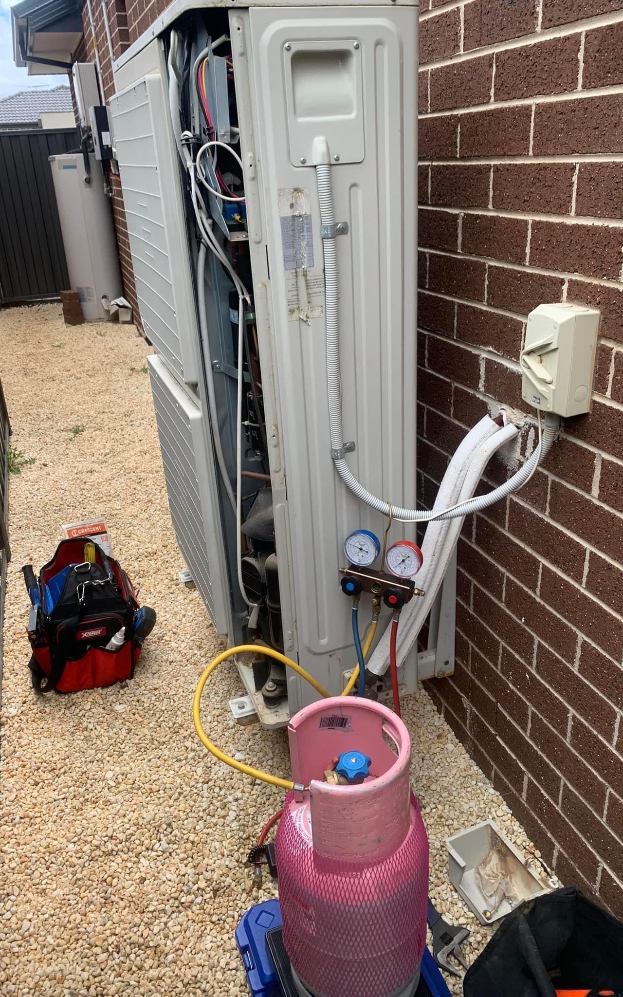 On the Move Refrigeration And Airconditioning