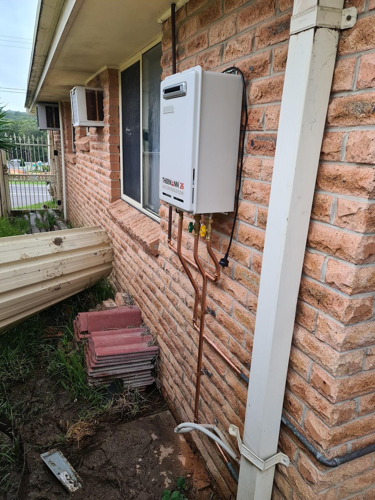 PM Plumbing & Gas
