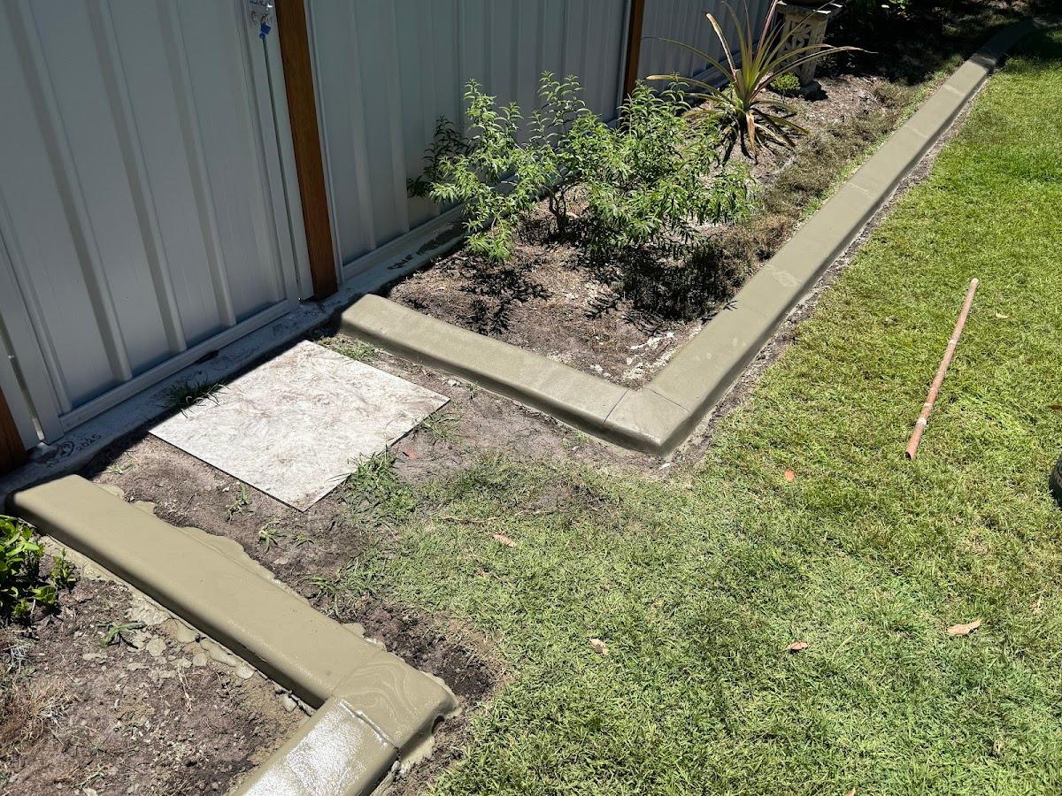 R & L Concrete Edging