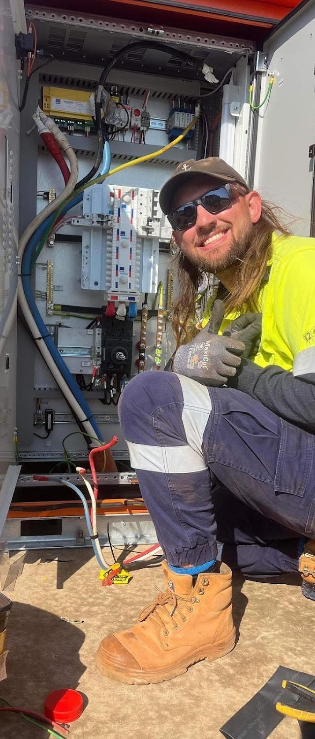 RS Electrical Group