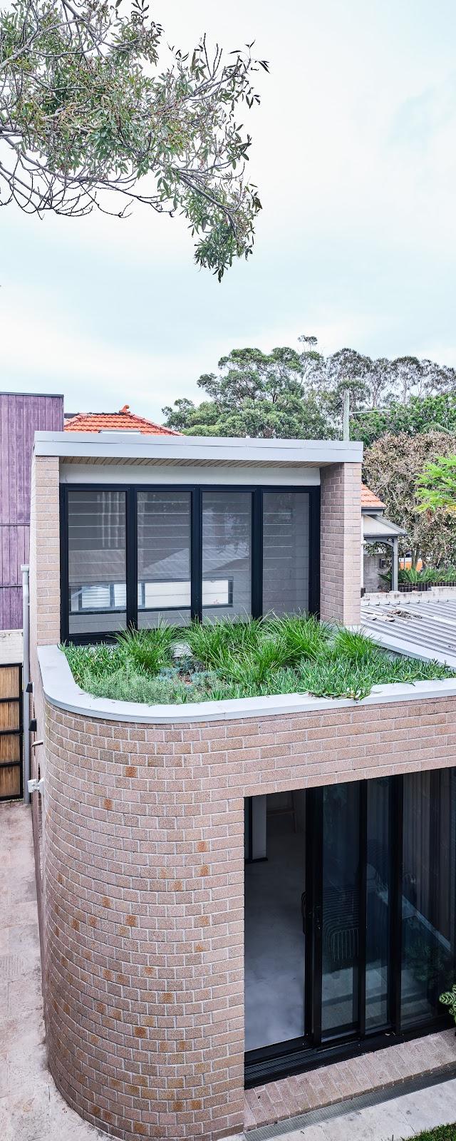 Sea Breeze Projects PTY LTD