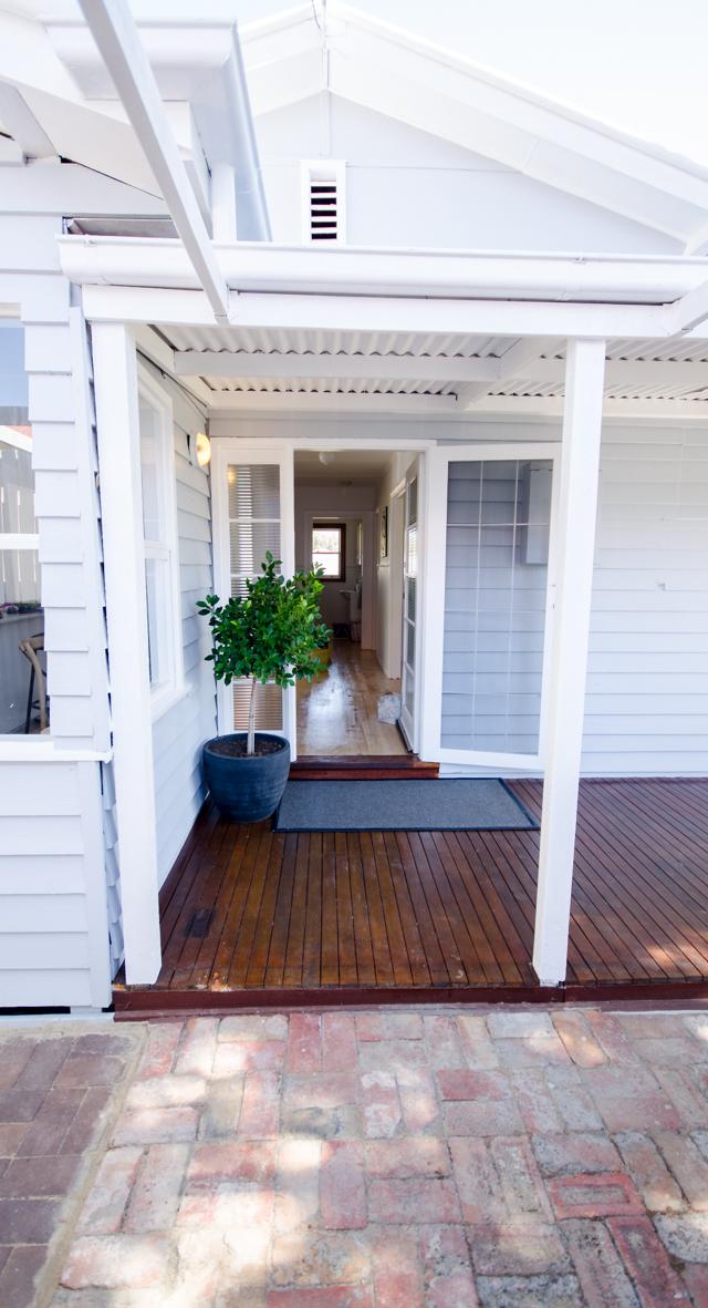 Smart Living Constructions