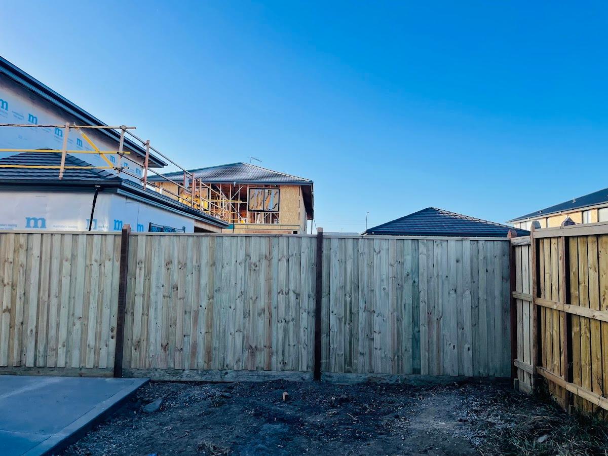 Southeast Excavations & Landscaping- Fencing
