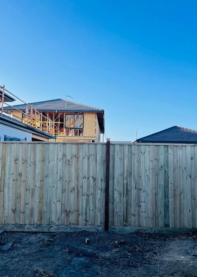 Southeast Excavations & Landscaping- Fencing