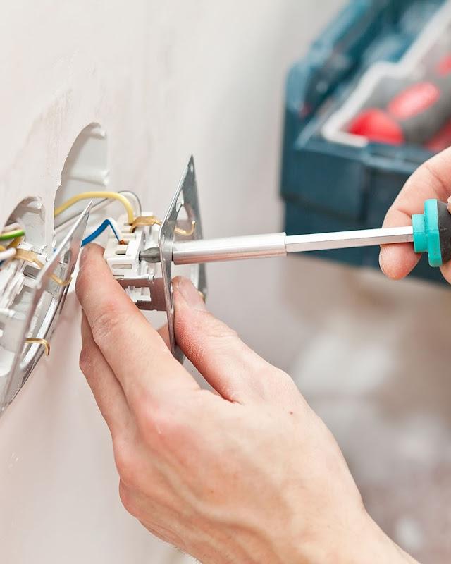 WIRE WIZ Electrical