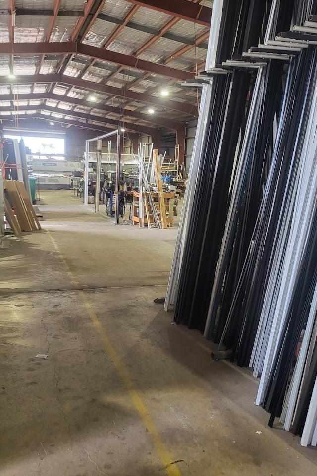 Woodmans Roofing Centre